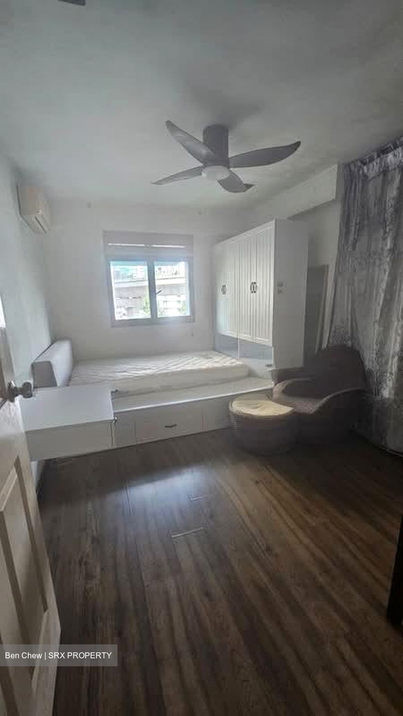 Blk 684B Jurong West Street 64 (Jurong West), HDB 5 Rooms #585016911